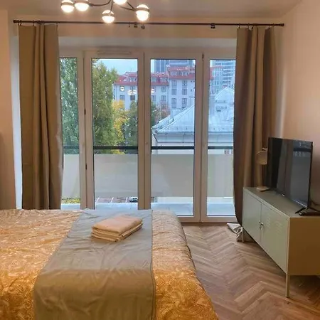 Apartamento Wygodne Z Duzym Balkonem Varsóvia